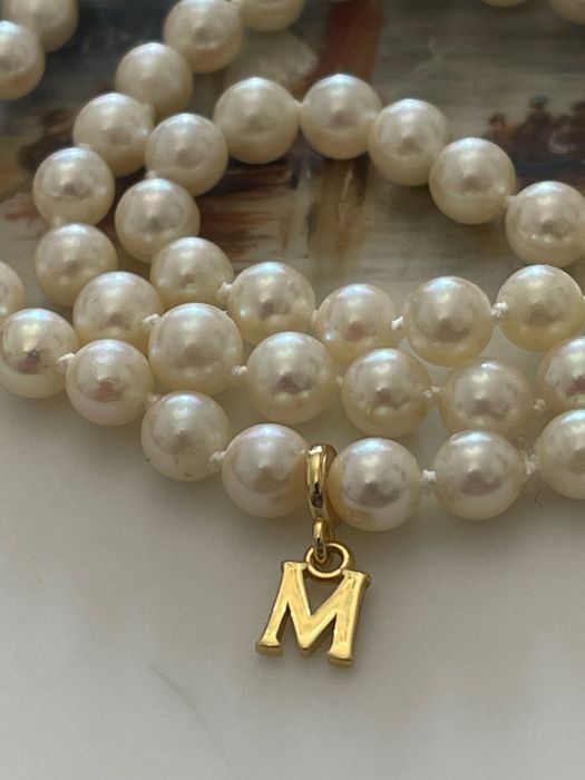 Огърлица от  лъскави  естествени кремави  перли