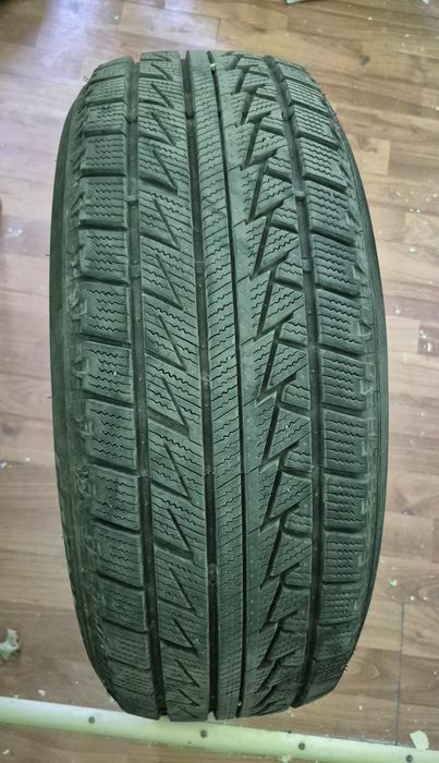 Vând 2 anvelope de iarnă Grenlander 205/55 R16 91H , DOT 2822 (2022), stare foarte bună