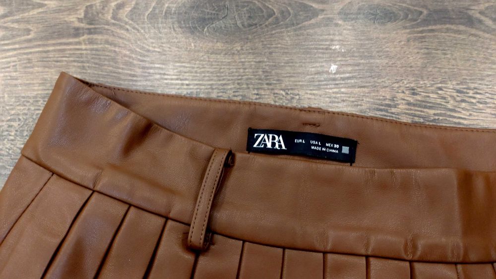 Кожена пола ZARA