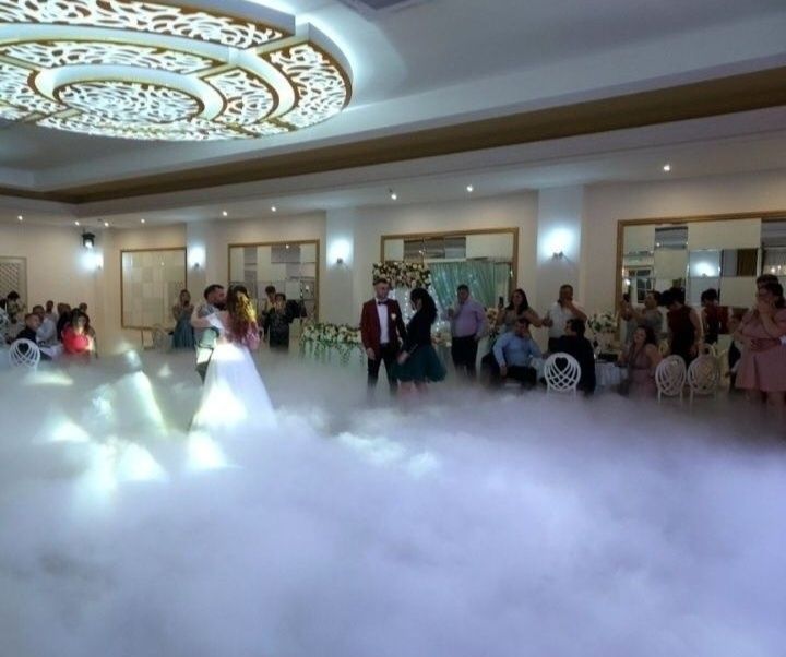 Fum greu dansul mirilor nunta