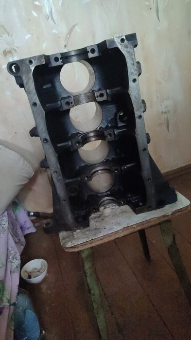 Продам двигатель есть все запчасти в разбор