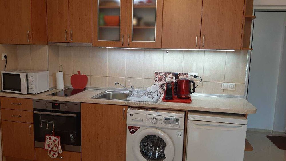 Уютна лятна ваканция за Двама в Бургас до Морето.