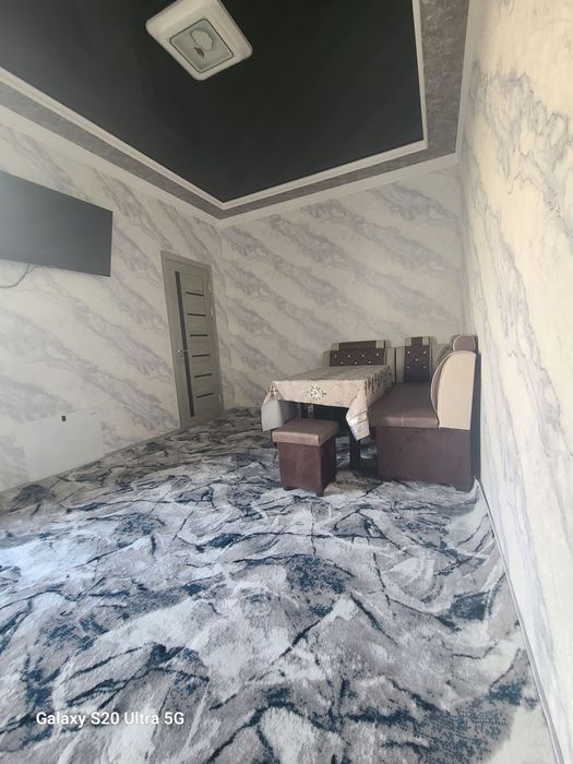 Dacha oqtosh quyoshga yaqin oila uchun toza havo pokiza joy