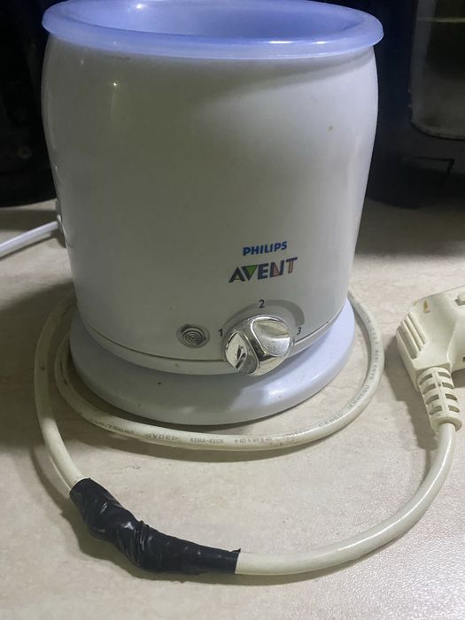 Уред Avent за затопляне на пюрета