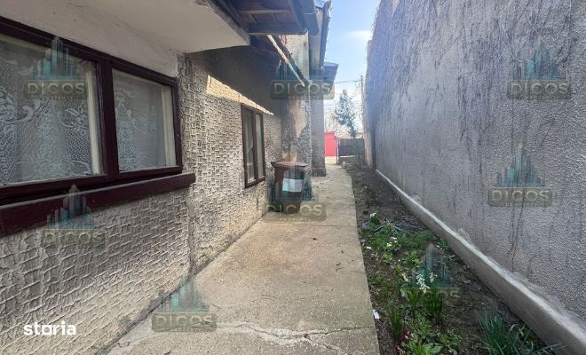 Casă de vânzare cu 3 camere