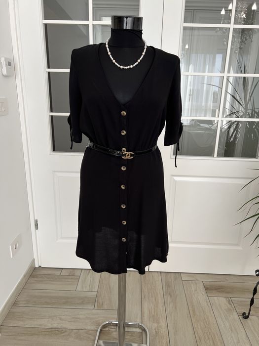Rochie HM, neagra, cu nasturi, marimea 36 - S