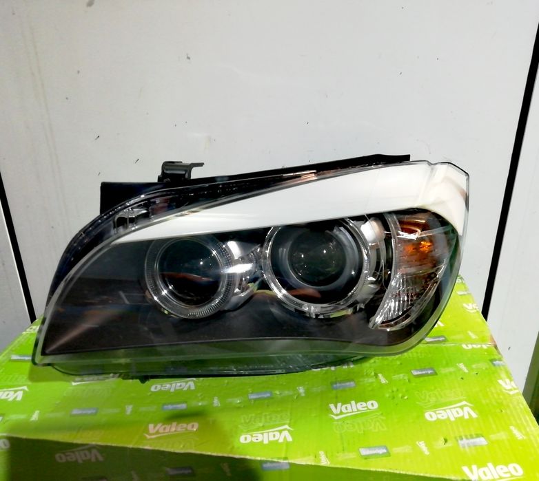 Фар Фарове за БМВ Х1 Е84 / BMW X1 E84 Bi-Xenon.