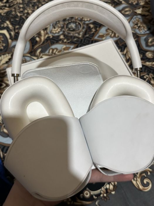 AirPods Max(почти новые)