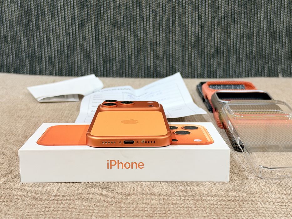 Iphone 17 Pro 256GB / Като Нов / Гаранция 11.2027г