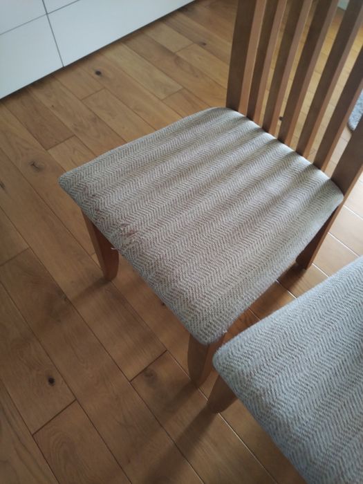 Трапезни столове