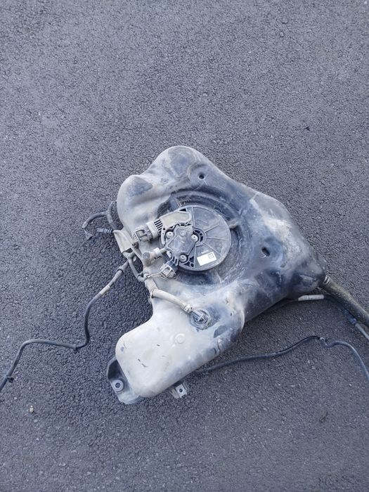 Адблу резервоар с помпа Renge Rover Discoveri sport