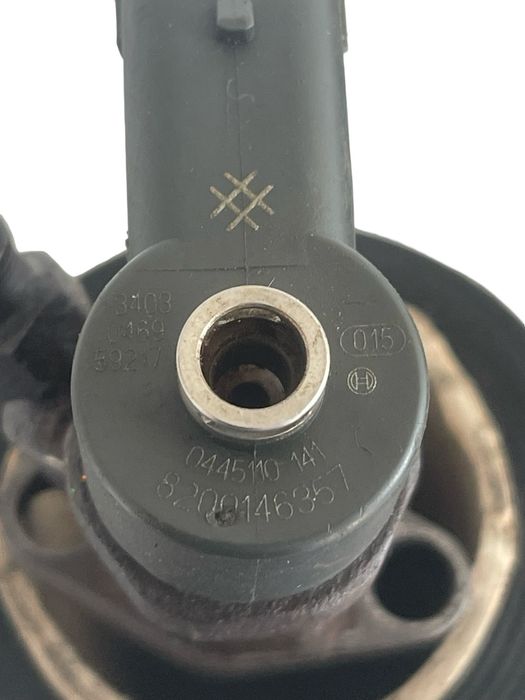 Set Injectoare Combustibil Renault Master 2008 2.5D > 8200146357