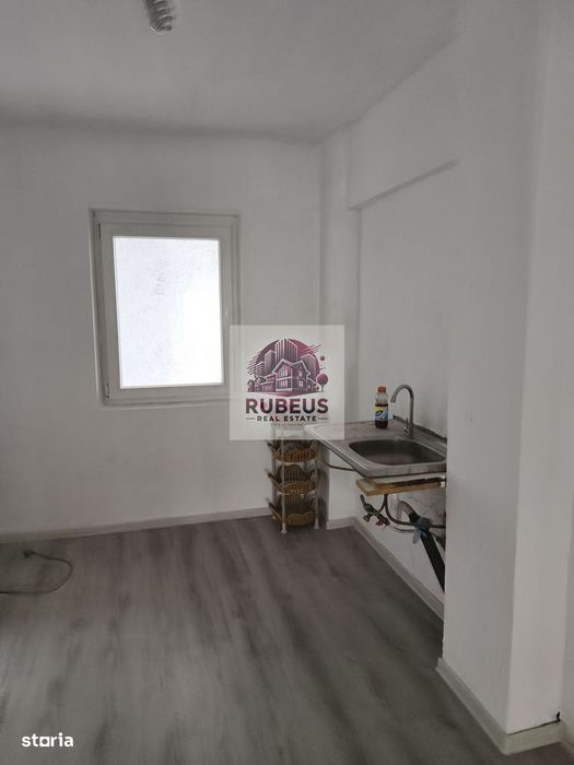 Apartament 4 camere, 77 mp, 2 balcoane, etaj 3 – Topolniței