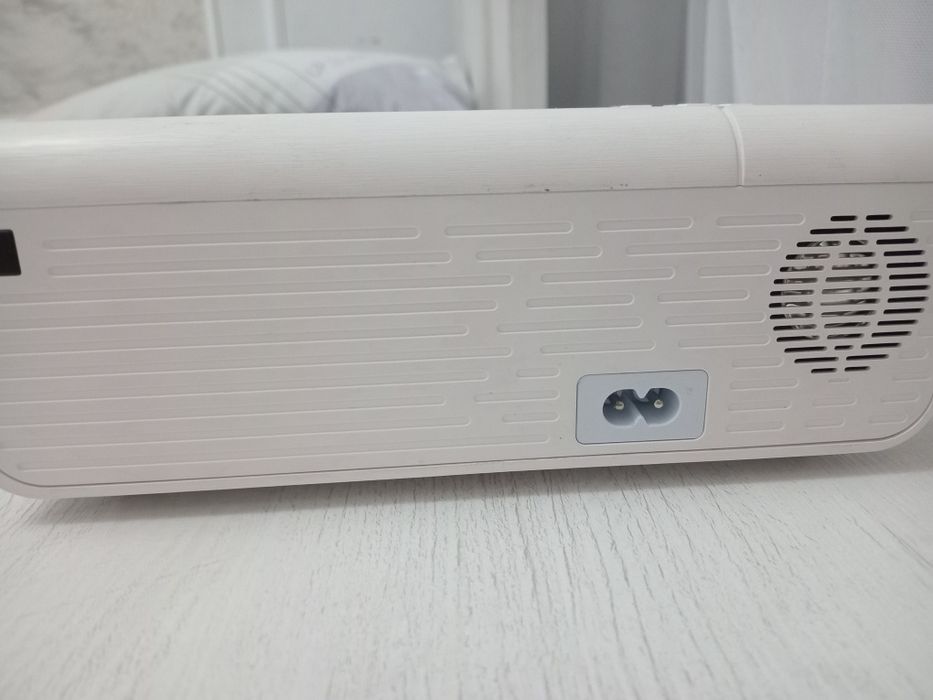 Продам проектор не дорого