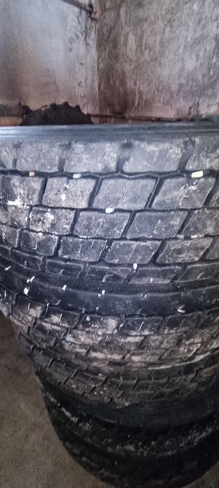 Шины грузовые 11 R22. 5 BELSHINA