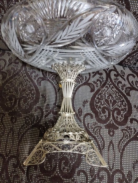 Хрустальная ваза