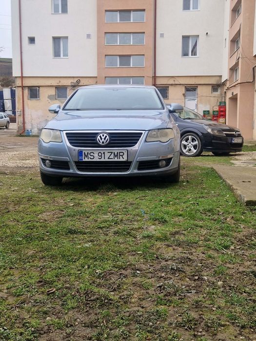 De vanzare Vw passat 2.0 tdi  2006    pret 1500 euro