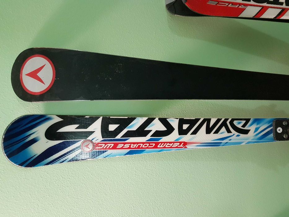 schiuri echipament ski clapari bete bocanci snowboard boots