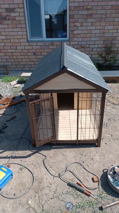 Вальер, Будка для собаки