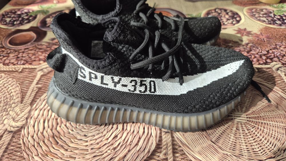 Оригинални Adidas  YEEZY ,размер 36