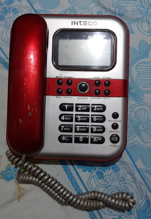 Радиотелефон с определителем.