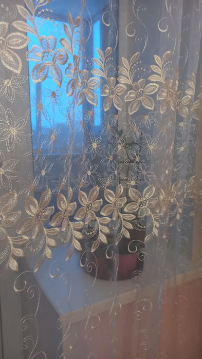 Продам тюль с рисунком