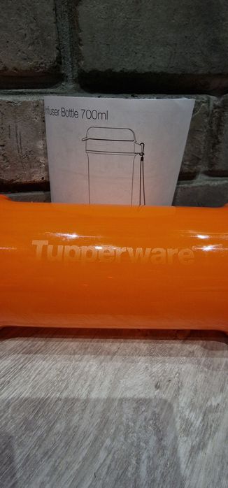Продам бутылку "Tupperware"