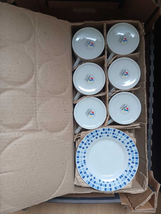 Нов порцеланов комплект за кафе/чай D.Limoges