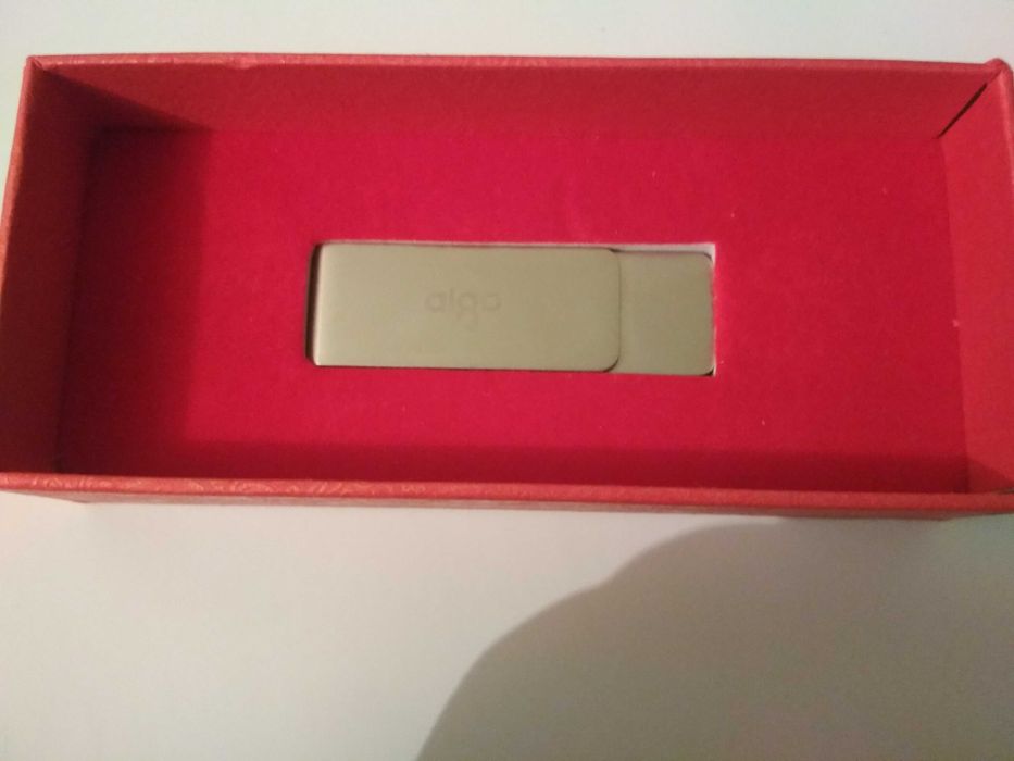 Новая флешка 30 гб