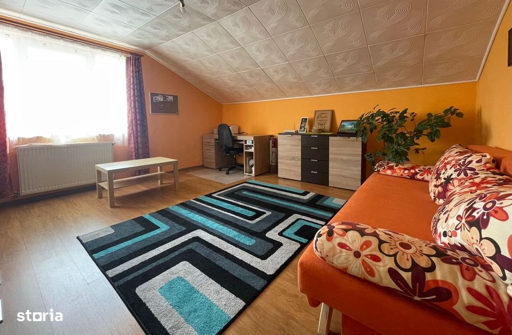 Vând casă spațioasă