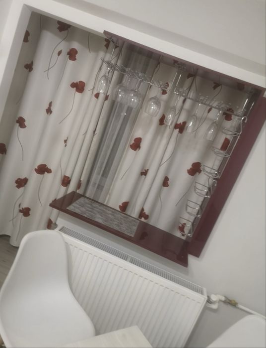 Inchiriez garsoniera