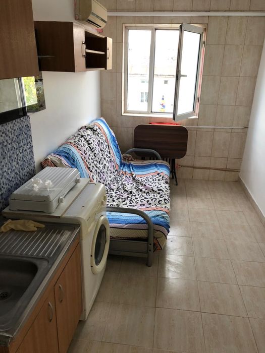 Inchiriez camera camin  Bucsinescu