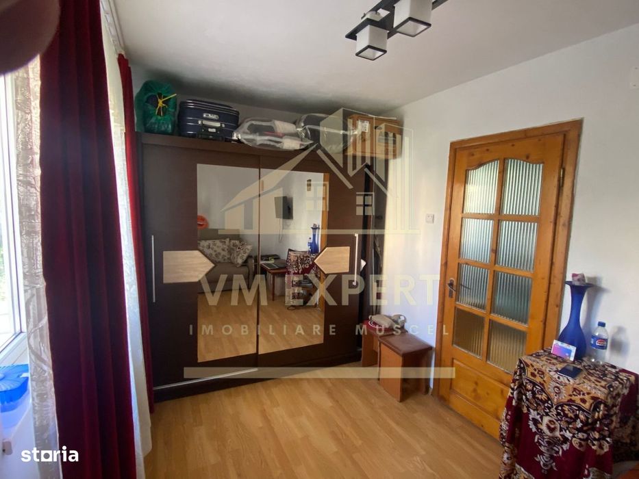 Apartament 2 Camere Etaj 2 Zona Vișoi Campulung — fotografia 3