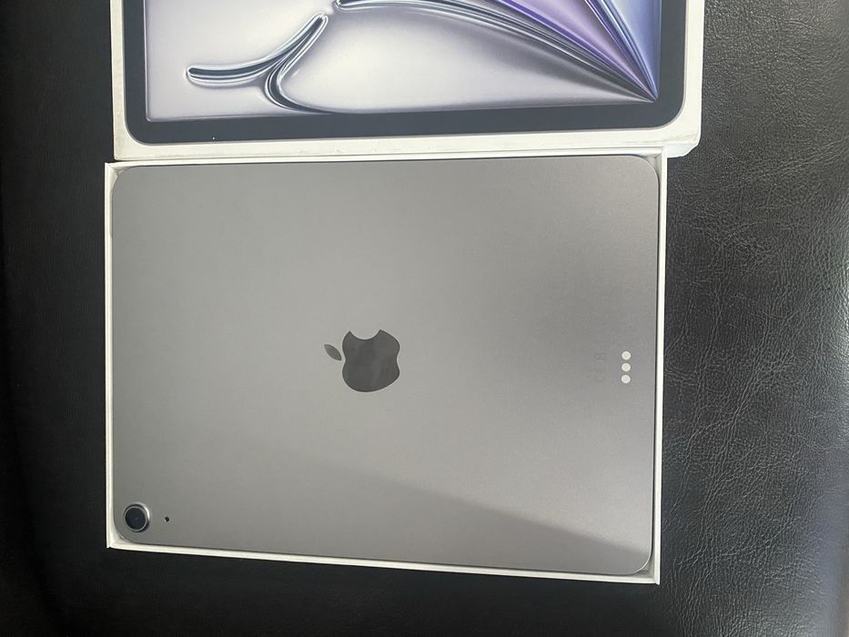 Vand ipad  air 11 wifi 256 gb m3,garantie unnan