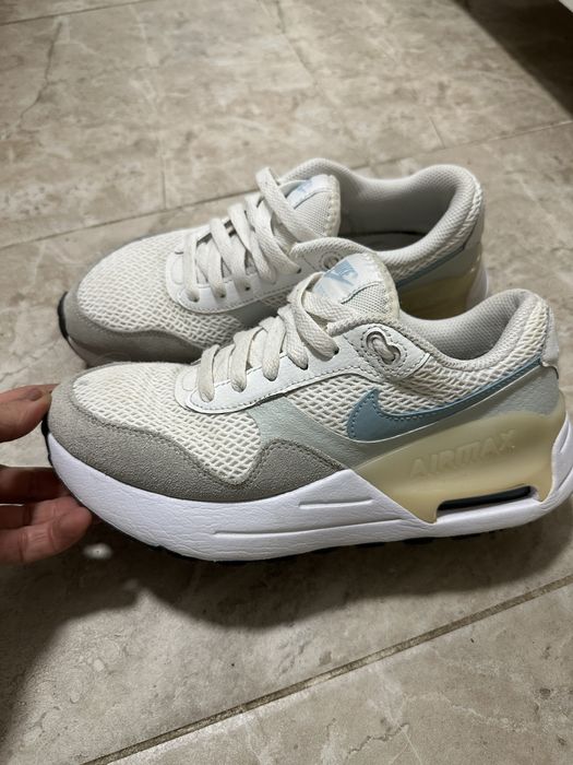 Дамски маратонки nike air