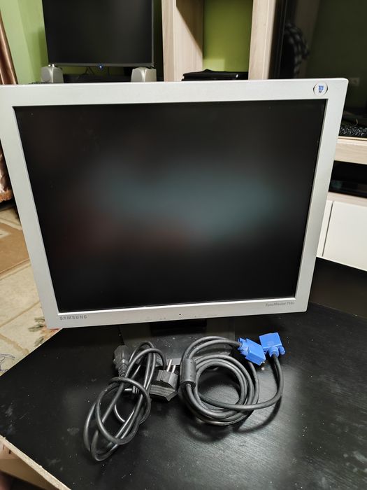 Монитор Samsung 17