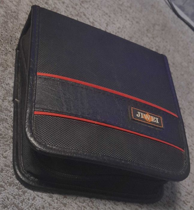 Сумка-футляр для компакт-дисков