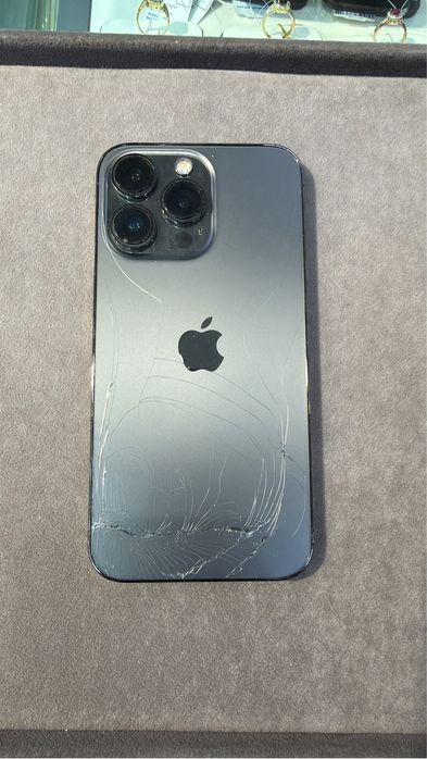 Продам айфон 13 про 128 гб