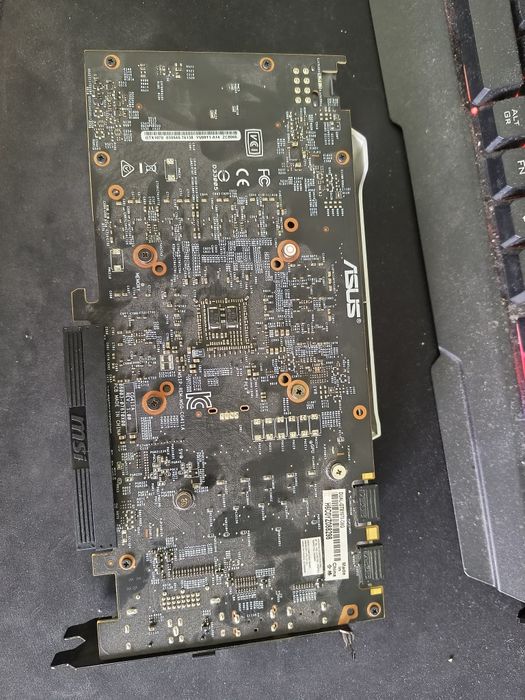 Asus dual GeForce GTX 1070 8gb