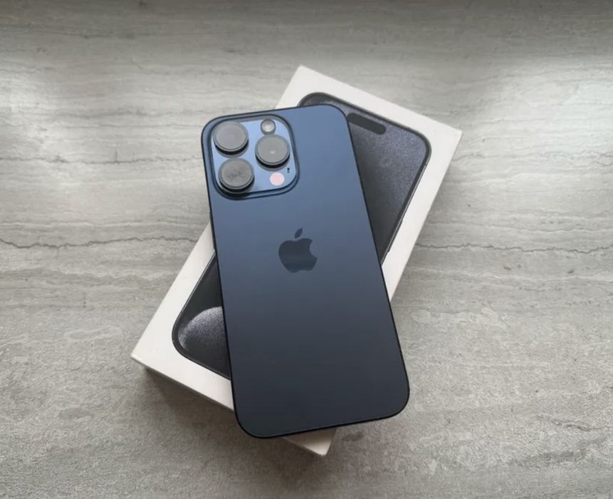 Продается Айфон 15 про