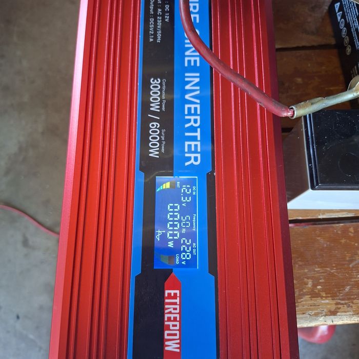 Invertor curent 24v la 230v 5000w