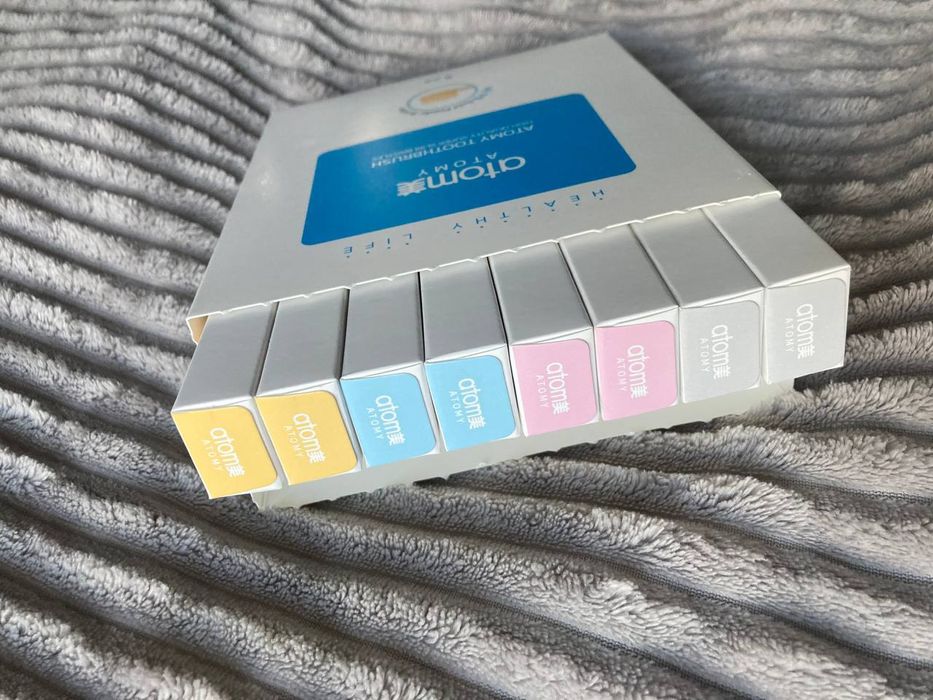 Atomi зубные щетки