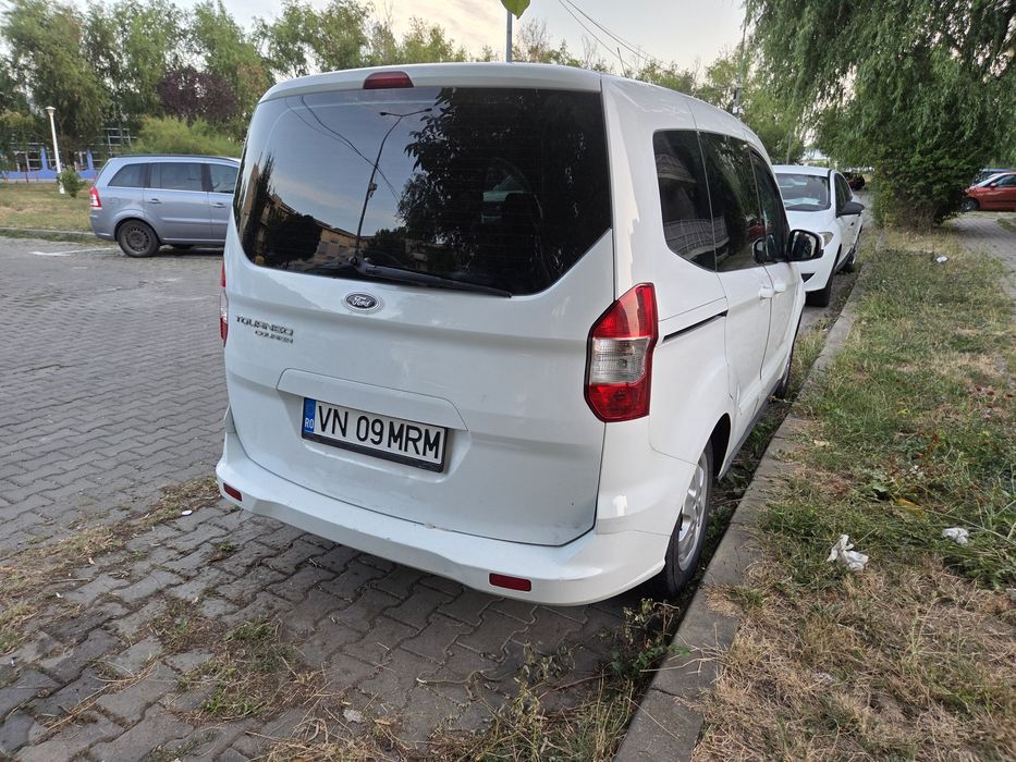 Ford tourneo courier 1,5/2015