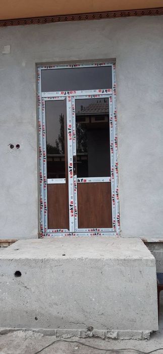 Akfa eshik va romlar