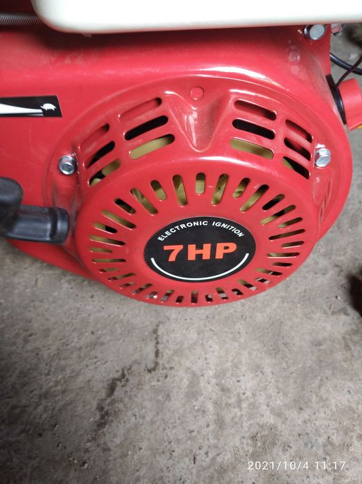 Продам двигатель бензиновый