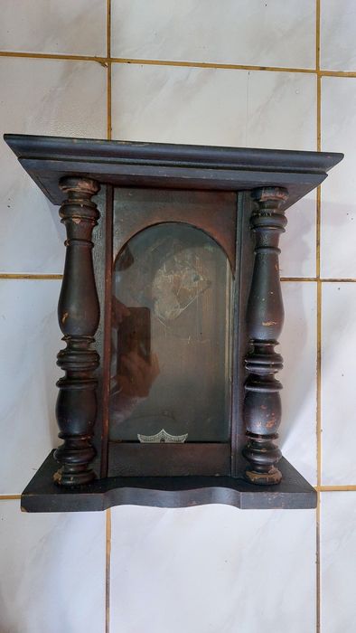 Cutie ceas cu pendul