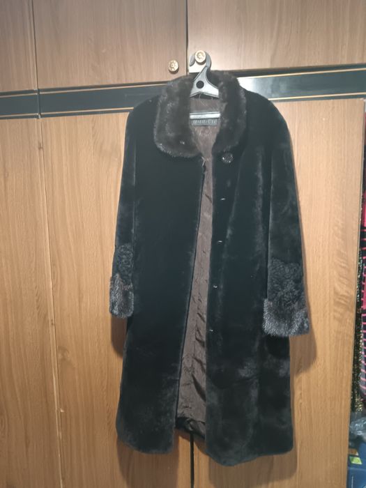 Продам шубу из мутона!