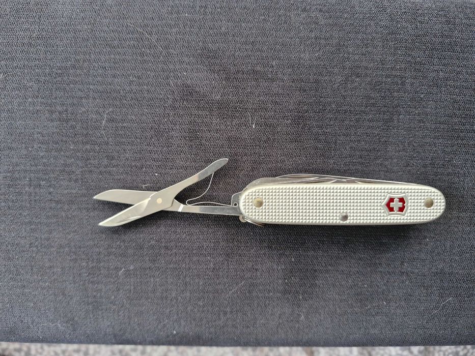 Victorinox Farmer X