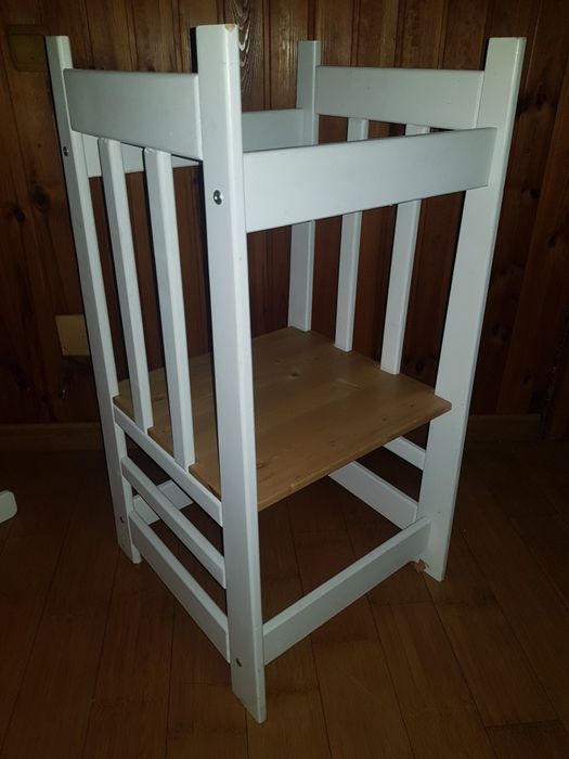 Turn de invatare din lemn masiv