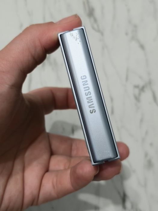 Vand/Schimb Samsung Z Flip6 256gb